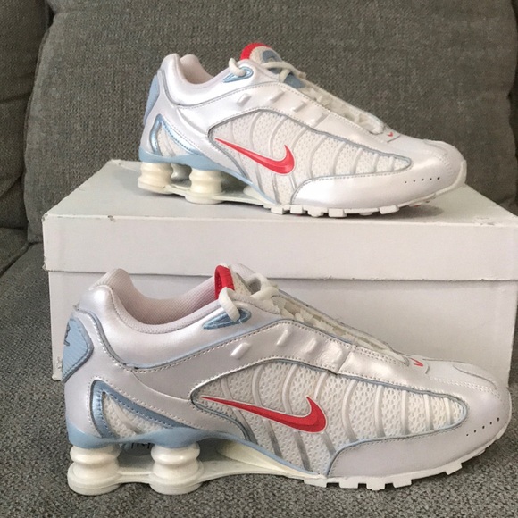 nike shox sneakers womens